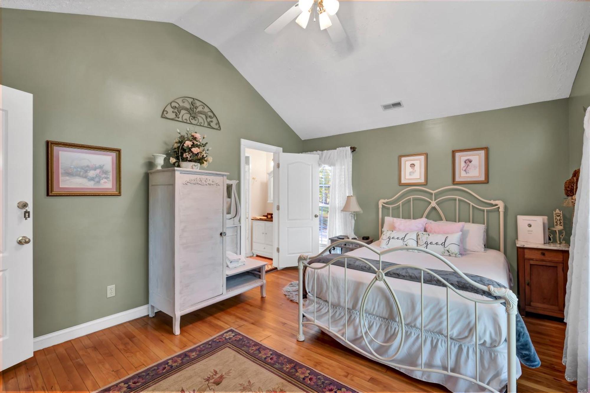 Hill House Bed And Breakfast Loretto Esterno foto