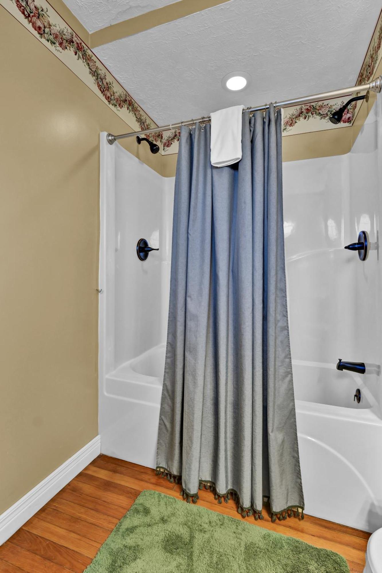 Hill House Bed And Breakfast Loretto Esterno foto